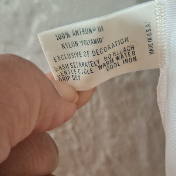 Vassarette White Lace Chemise with Adjustable Straps Size 34 A - Picture 10 of 10